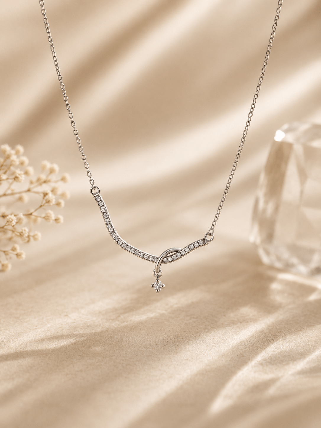 Elegancki naszyjnik Essential